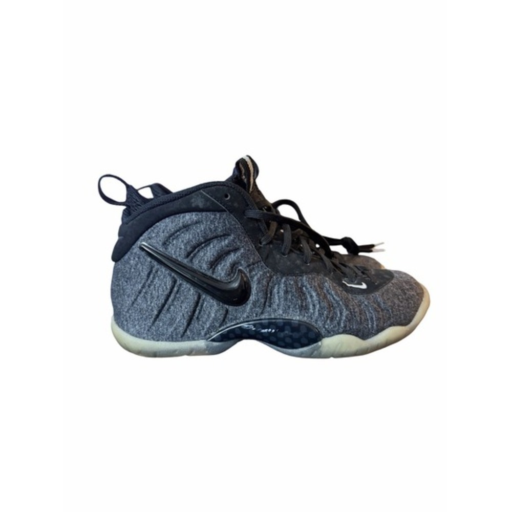 Nike‎ Little Posite Pro GS Tech Fleece Wool 644792-008 Youth Size 4.5Y Preowned